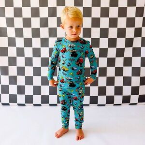 NIB Pixar Cars Classic pajamas set 18-24 month